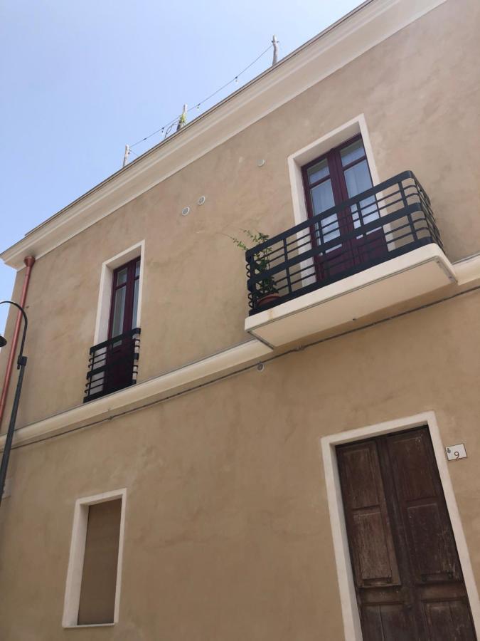 Su Zampillu Boutique Rooms טאולאדה מראה חיצוני תמונה